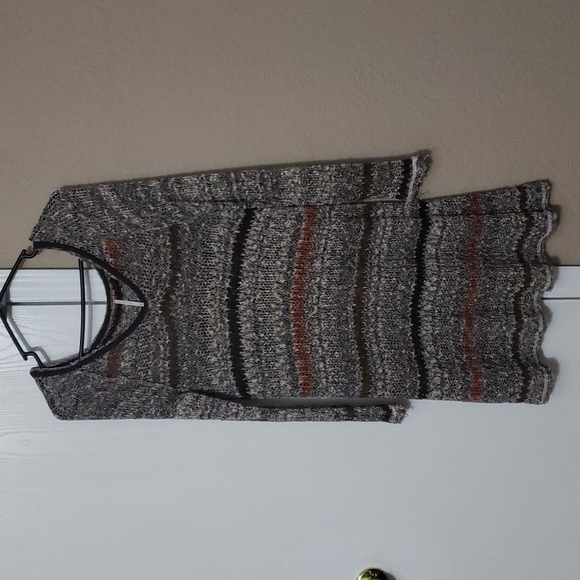 Free People Loose Knit Pull Over Sweater. Size Sm - Picture 4 of 5